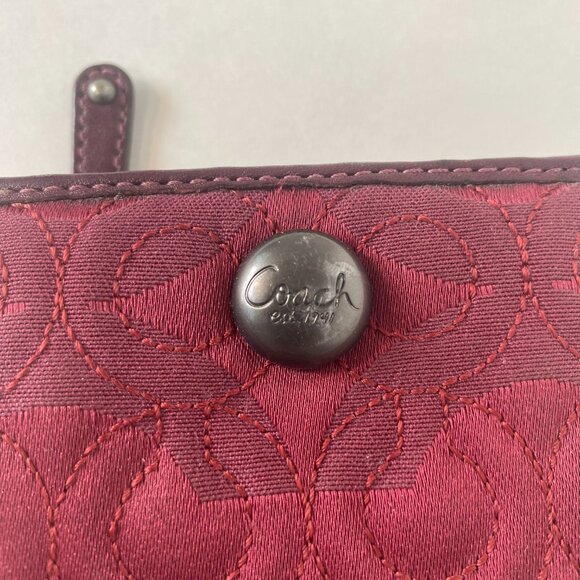 Coach Quilted Monogram BiFold Wallet - Picture 4 of 6